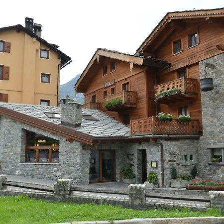 Maison Saint Jean 4* Courmayeur