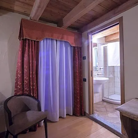 Maison Saint Jean Hotel