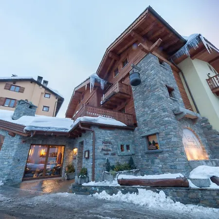Maison Saint Jean Hotel 4*