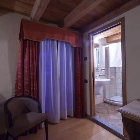 Hotel Maison Saint Jean 4*