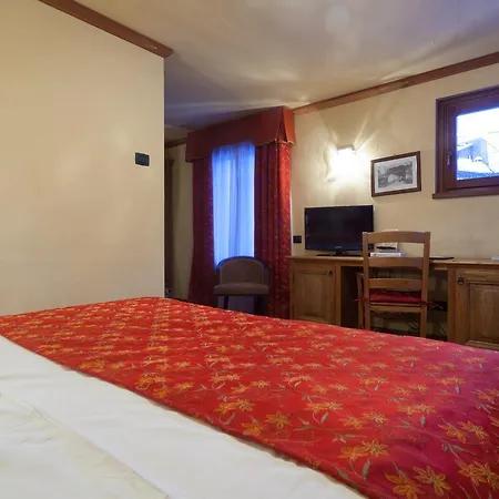 Maison Saint Jean Отель Курмайор