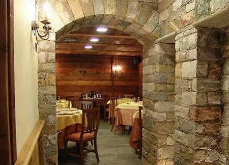 Maison Saint Jean Отель